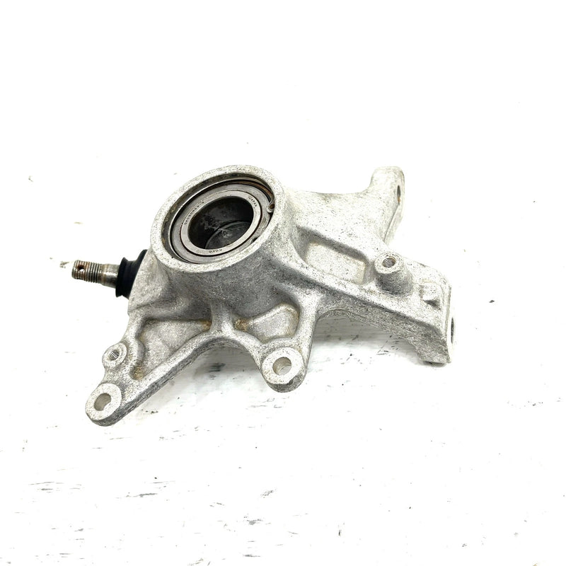 12 Yamaha Grizzly 550 YFM550 4x4 OEM Right Steering Knuckle 2GB-F3502-11-00 AY65