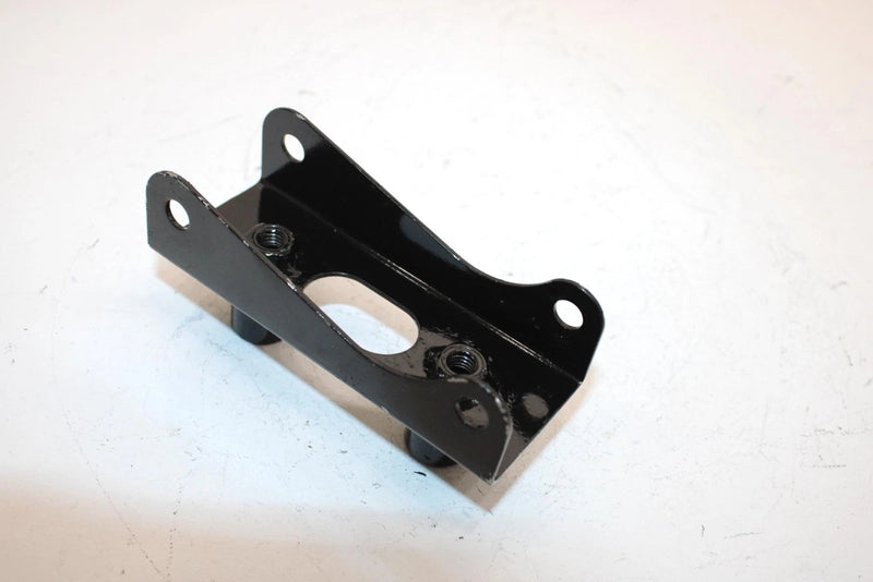 14 Can-am Outlander Max 400 Efi Oem Front Bumper Bracket 705003828 AB6