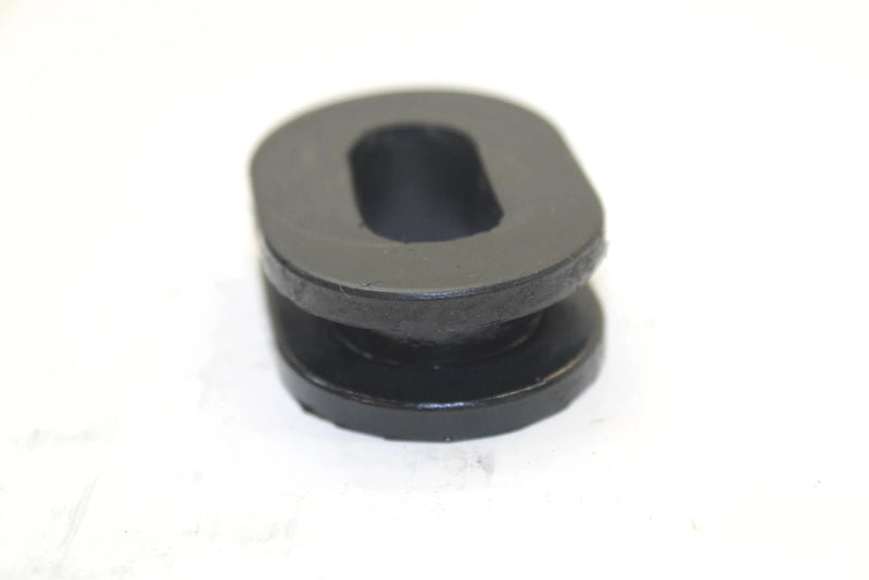 1995 Yamaha Waverunner Iii 650 Oem Fuel Tank Mount Grommet 90480-21904-00 JY13