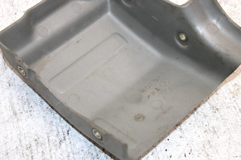 1998 Honda Foreman Fourtrax OEM Left Side Engine Cover 11320-HM7-000 AH35