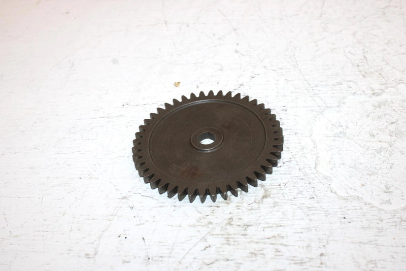 1998 Yamaha  Grizzly Oem 44T Oil Pump Gear 4WV-13325-00-00 AY49