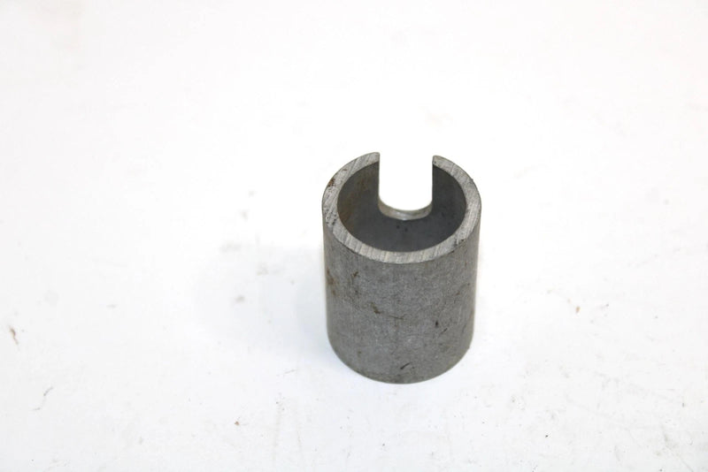 Ski-doo Oem Outer Rear Axle Spacer Pair (Slot) 503189809 Q4828