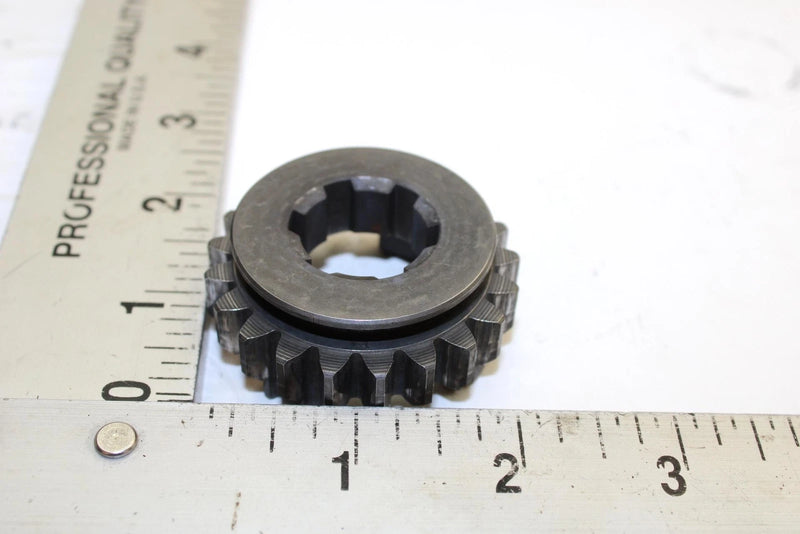 Suzuki OEM 5th Driven 21T Gear 24351-18a02 Q2139