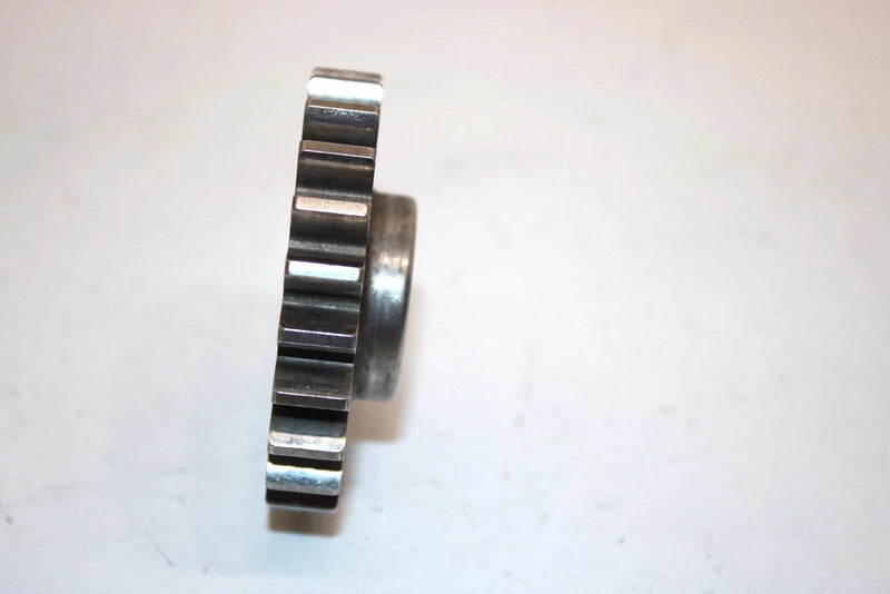 03 Bombardier Quest 650 Oem 23T Idler Gear 711635310 420635310 AB1.1