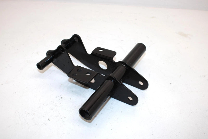08 Polaris Iq Shift Oem Rear Suspension H-Bracket 1542129-067 1542465-329 Q5010