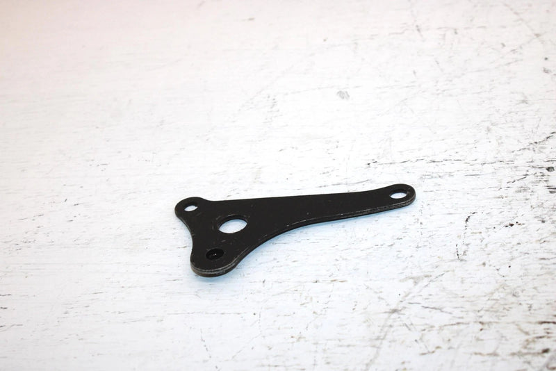 1998 Yamaha  Grizzly Oem Rigth Footrest Cover  Bracket  4WV-15771-00-00 AY49