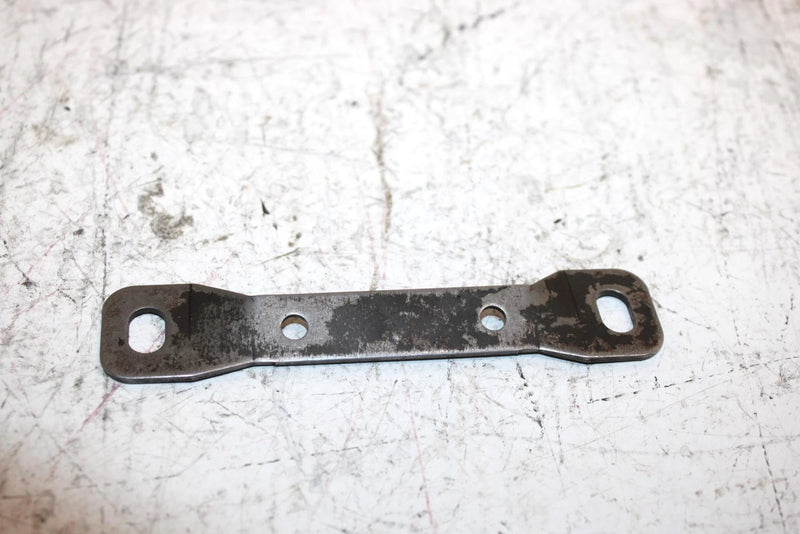 2000 Polaris Magnum 325 Oem Carburetor Bracket 5243720-067 AP65