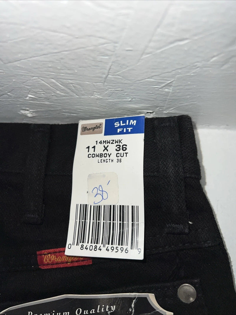 New Men’s Black Cowboy Cut Slim Fit Wrangler Jeans. 11x36 H-8