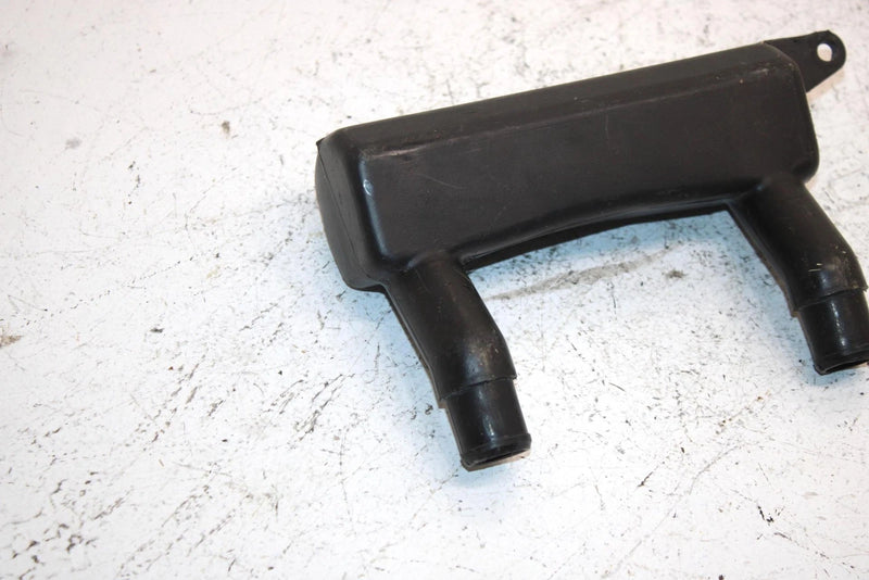 84 Yamaha Phazer Se Oem Air Intake Chamber 8V0-13581-00-00 Q5407