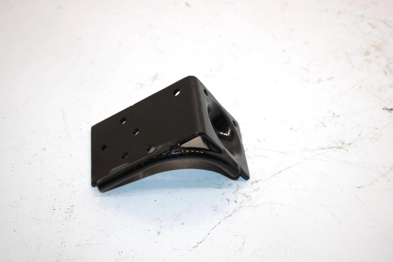 90 Polaris 650 Oem Muffler Bracket 1011582 Q5117