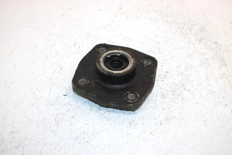 1994 Kawasaki 750 Ss Super Sport Oem Bearing Holder 13091-3730 JK9