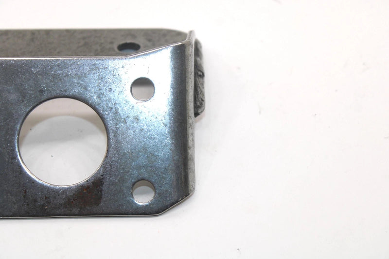 1988 Yamaha Xlv Oem Engine Mount Bracket 8K4-21411-00-00 SY128