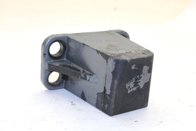 1996 Yamaha Waveventure 700 Oem Upper Engine Mount Stopper 63N-44532-01-00 JY2