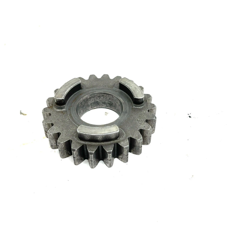 1990 Yamaha Moto 4 OEM 22T Middle Driven Gear 2VA-17583-01-00 AY51