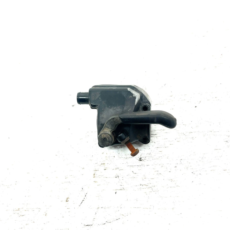 2003 Kawasaki Prairie 650 KVF650A 4x4 OEM Throttle Lever Case 39074-0011 AK37