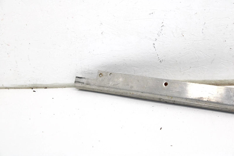 09 Polaris Switchback Dragon Oem Right Tunnel Gripper 5136156 SP161