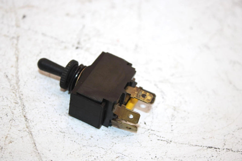 97 Arctic Cat Jag 440 Deluxe Oem Toggle Switch 0609-187 Q1938