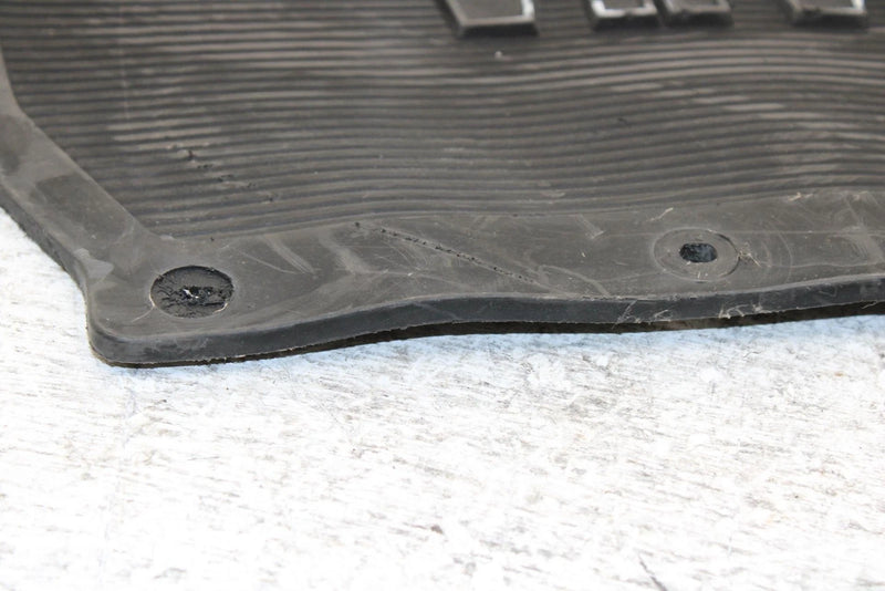 1996 Yamaha Vmax 600 Oem Snowflap 8V9-77959-00-00 SY29