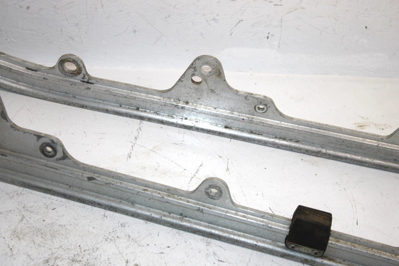 84 Yamaha Phazer Se Oem Skid Rail Set 8V0-W4741-00-00 8X9-47411-01-00 SY9