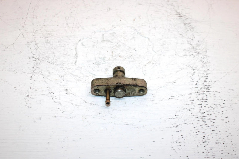 1999 Yamaha  Bear Tracker 2wd Oem Front Brake Anchor 4XE-F7206-00-00 AY50
