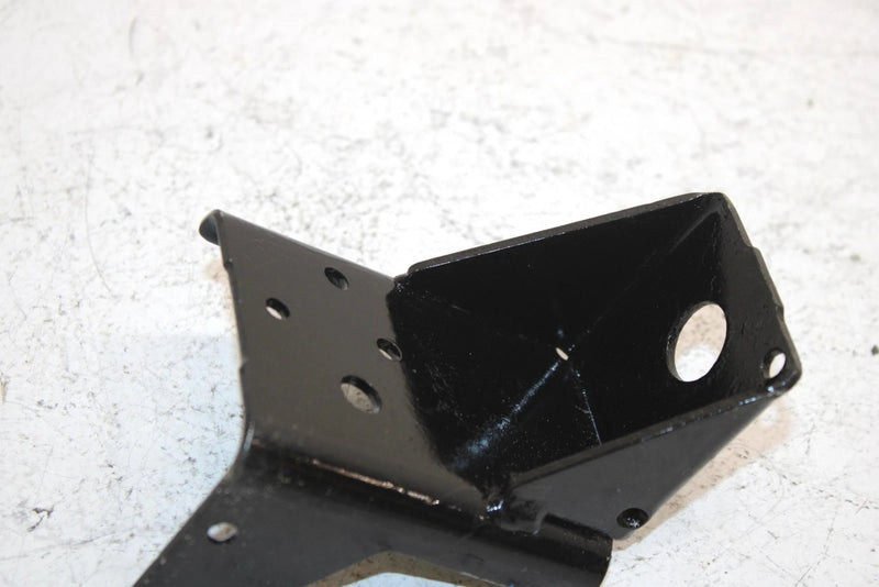 92 Polaris 500 Oem Front Muffler Support 5222575 SP52