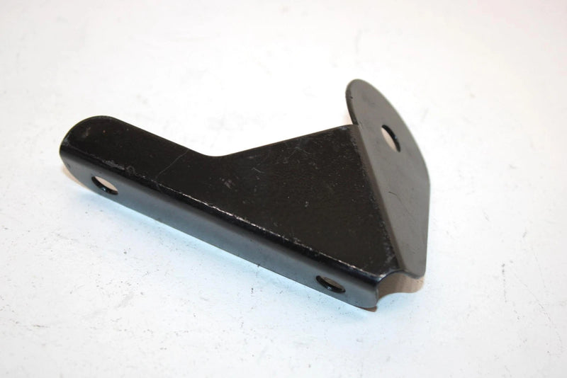 03 Bombardier Quest 650 Oem Right Handlebar Protector Bracket 709400116 AB1.1