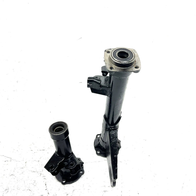 93 Kawasaki Bayou 400 KLF400B 4x4 OEM Rear Axle Housing Set 31064-1098 AK32