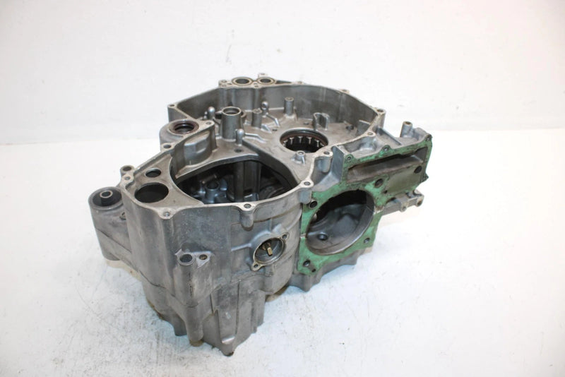 2004 Honda Fourtrax Foreman Rubicon Oem Crankcase 11100-HN2-000 AH5