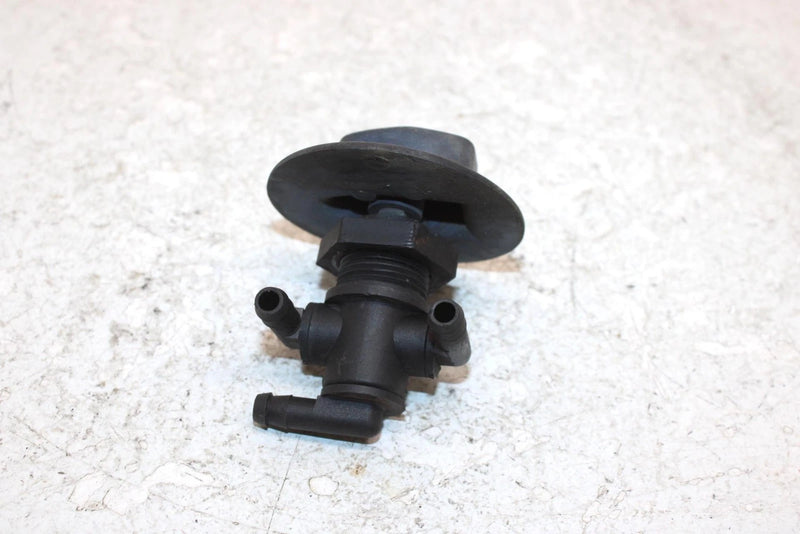 2003 Polaris Magnum 330 Oem G3 Way Fuel Petcock 7052161 AP158