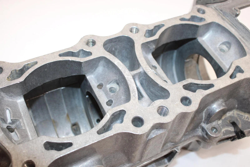 95 Polaris 500 Carb Oem Crankcase W/out Studs 3084609 SPS