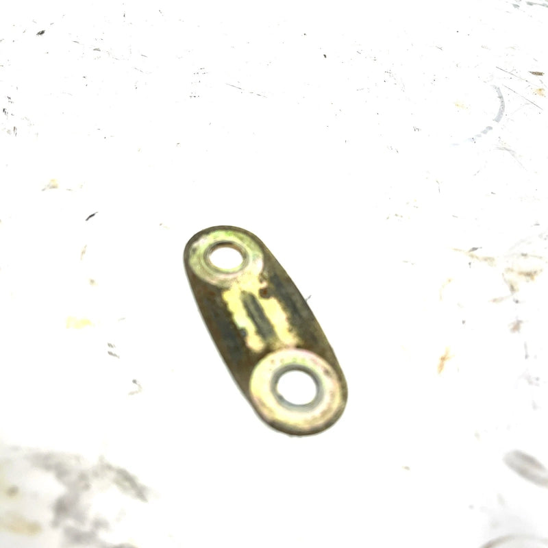 1984 Suzuki ALT125 OEM Steering Holder Plate 51681-18900 AS31