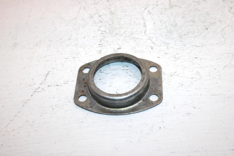 2007 Yamaha  Grizzly 350 2wd Oem Rear Axle Retainer 4XE-G6513-00-00 AY28