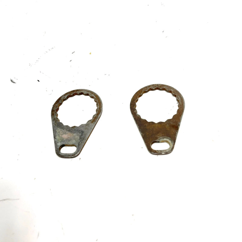 04-05 Polaris Ranger 500 4X4 OEM Pivot Bolt Retainer Pair 2202397 XP9.1