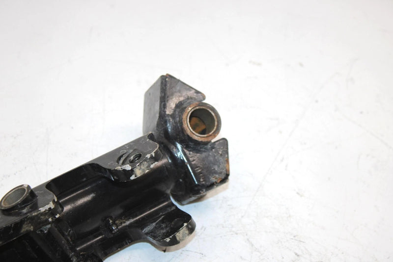 05 Arctic Cat Sabercat 600 Efi Oem Right Steering Spindle 1703-432 SA325