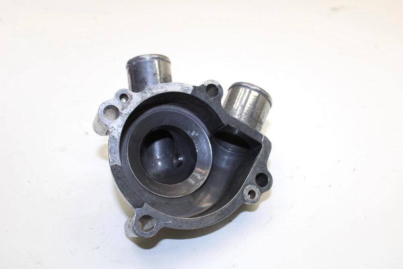92 Yamaha Exciter Ii Oem Water Pump Impeller Cover 82M-12422-00-00 Q2557