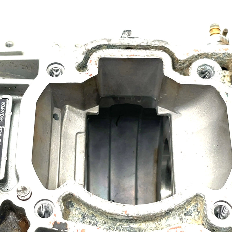 00-02 Sea-Doo GTX DI OEM Crankcase 290888532 JS5