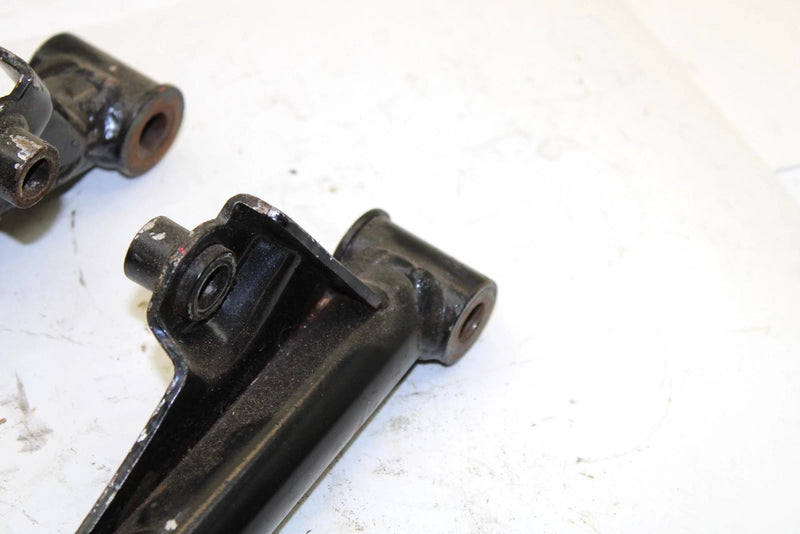 2005 Yamaha Rs Rage Oem Front Lower Left A Arm 8Ja-23570-00-00 SY86