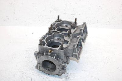 1998 Polaris 600 Xc Oem Engine Crankcase W/Studs 2201135 2202233 SP45