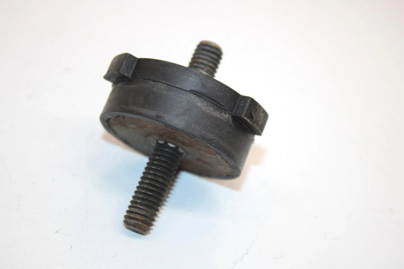 11 Polaris 550 Iq Shift Oem Rubber Isolator 3021717 SP88