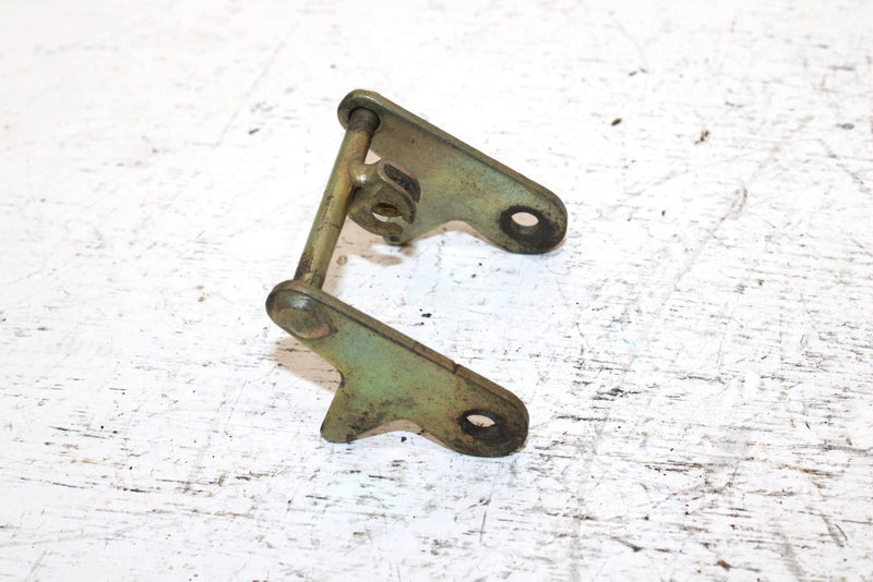 1992 Kawasaki Bayou 220 Oem Seat Hook 27012-1381 AK36