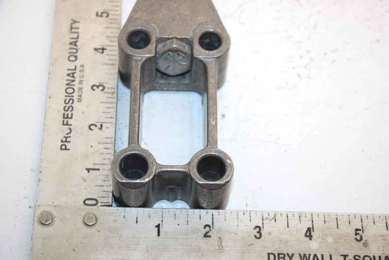 94 Polaris Sport Oem Steering Block W/Bolt 5630375 7512658 SP132