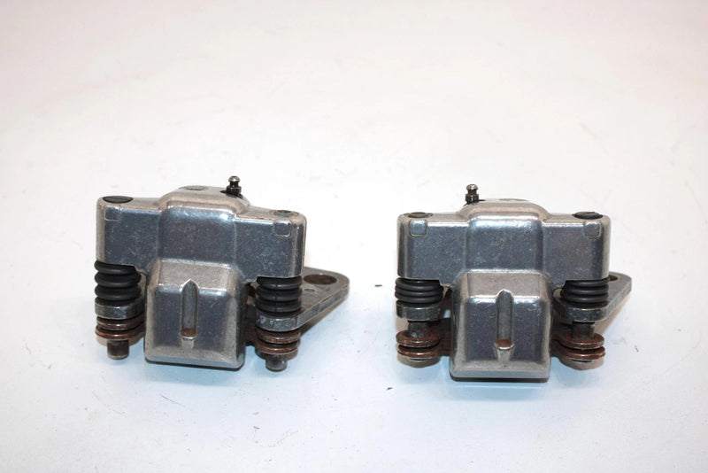 04 Polaris Sportsman 500 Oem Front Brake Caliper Set 1910681 1910682 Q5398