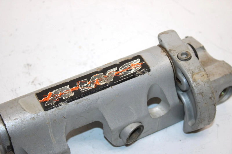 07 Arctic Cat M1100 Efi 153 Oem Left Steering Knuckle 1703-631 SA308