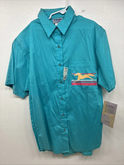 New Women’s Wrangler Blue Design Short Sleeve Button Up Size Small YY-59