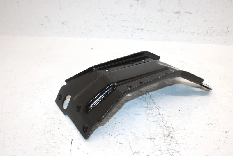1989 Yamaha Inviter Oem Engine Mount Bracket 83M-21411-00-00 SY17