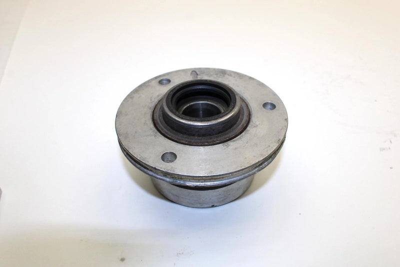 1980 Yamaha Xs850g Oem Bearing Housing 2H7-17551-00-00 Q3397