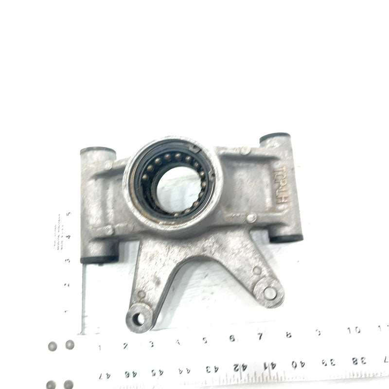 2016 Polaris Sportsman SP 850 OEM Left Rear Bearing Carrier 5136689 AP239