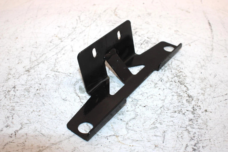 2006 Polaris Sportsman 500 Oem Lower Radiator Mount Bracket 5247047-067 AP183