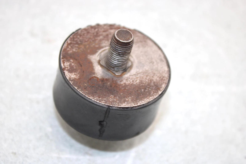 00 Polaris Xpedition 425 Oem Motor Isolator 3110044 3023593 AP19
