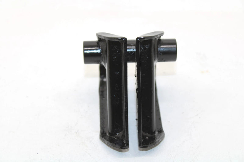 1995 Arctic Cat Zr 580 EFI Oem Right Skid Brace Bracket 1704-202 Q3383